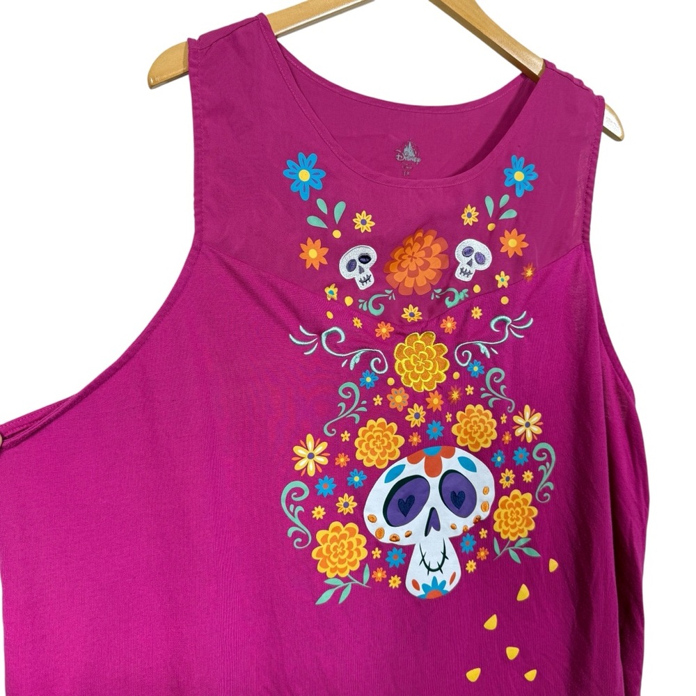 Disney Floral Skull Embroidered Graphic Tank Top Pink Size 3X - Picture 3 of 5